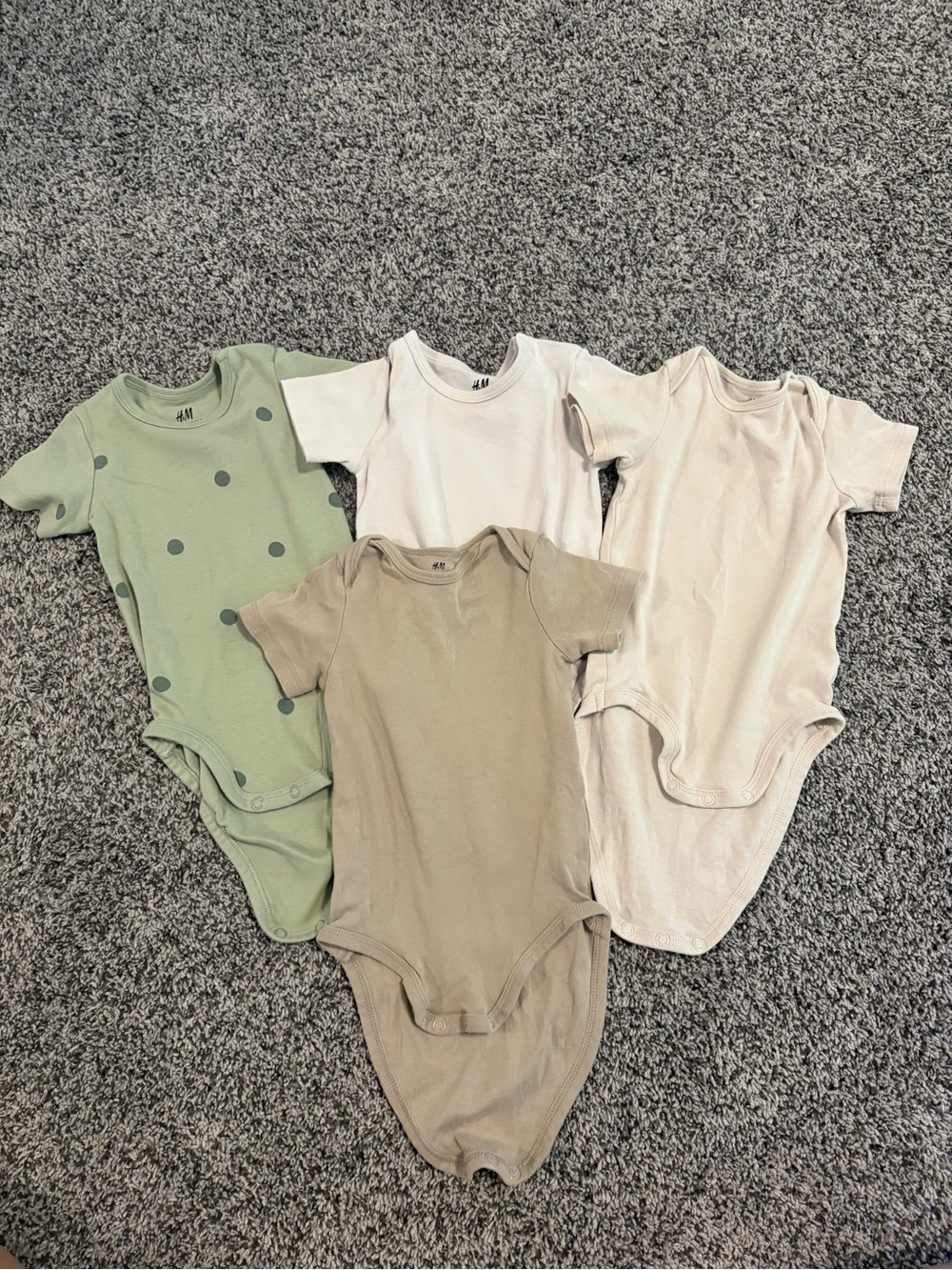 H&M Baby One-Piece Bodysuit Set — Sage, Beige, Cream, White